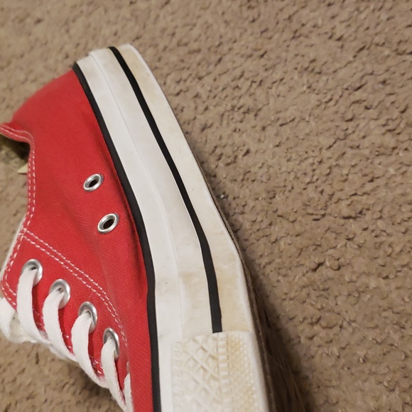 Classic mens red & white Converse All Star sneakers. Mens sz 10, Women's 12. - Picture 12 of 13
